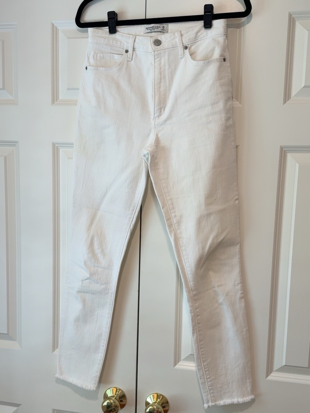 Abercrombie The Super Skinny Ankle High Rise White Jeans 28/6 Long